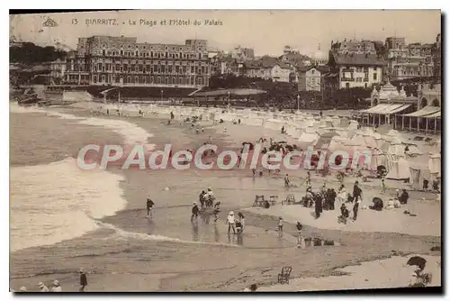 Cartes postales Biarritz La Plage et l'Hotel du Palais