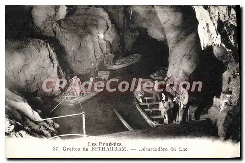 Cartes postales Les Pyrenees Grottes de Betharram Debareadere du Lac