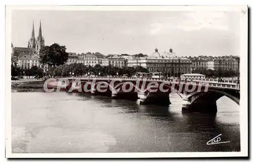 Cartes postales Bayonne vue sur le Pont St Esprit et l'Hotel de Ville