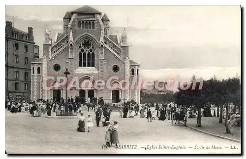 Cartes postales Biarritz Eglise Saint Eugenie Sortie de Messe