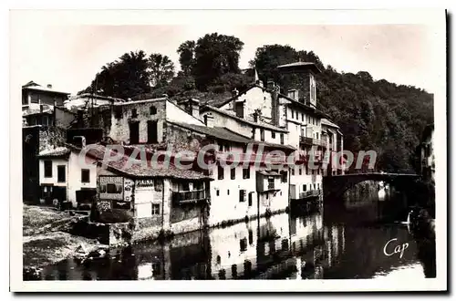 Ansichtskarte AK St Jean Pied de Port Vieilles maison sur la Nive et le Pont d'Espagne