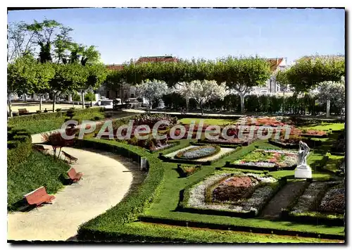 Cartes postales moderne Arles Les Jardins