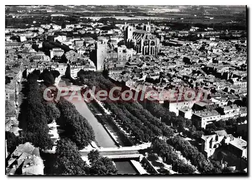 Cartes postales moderne Narbonne Vue aerienne sur le Centre de la Ville La Cathedrale St Just et les Ponts du Canal de l