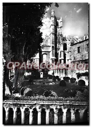 Cartes postales moderne Narbonne Le Jardin du Musee et le Clocher de la Cathedrale