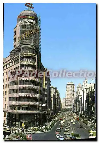 Cartes postales moderne Madrid Edificio de El Capitol Avenida de Jose Antonio Capital Building and Jose Antonio Avenue