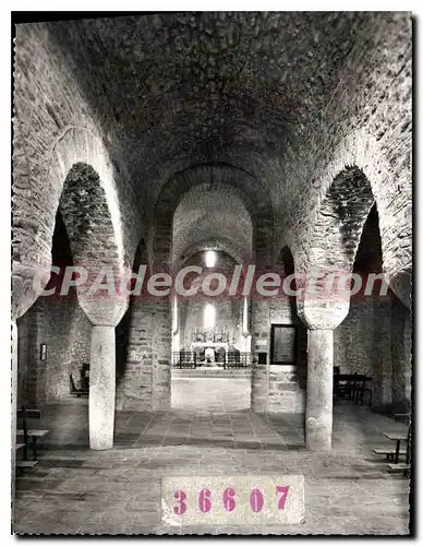 Cartes postales moderne Saint Martin du Canigou L'Abbaye Autel et allee centale