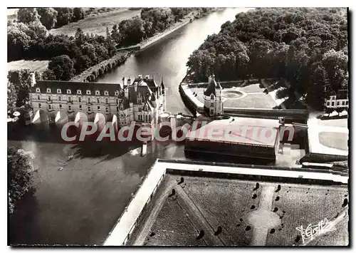 Cartes postales moderne Chenonceaux Vue Aerienne Le Chateau Sur Le Cher