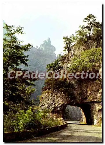 Cartes postales moderne gorges du Tarn tunnel de la Muse rocher de Capluc