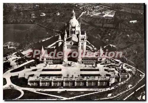 Moderne Karte La Basilique de Lisieux Vue aerienne