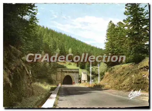 Cartes postales moderne Le Cantal Pittoresque Entree du Tunnel du Lioran