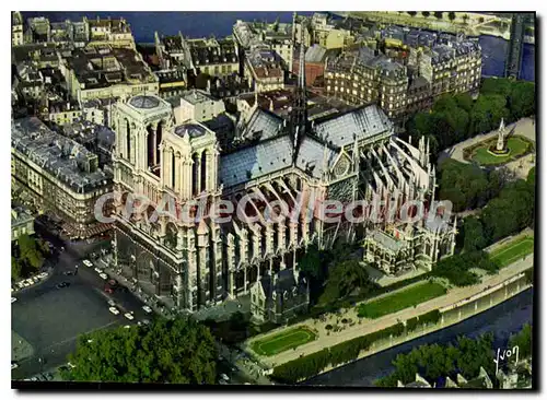 Cartes postales moderne En survolant Paris Notre Dame et le Jardin de l'Archeveche