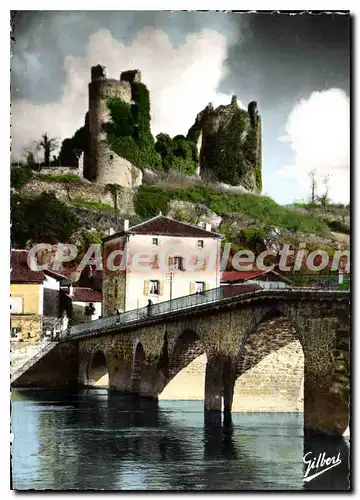 Cartes postales moderne St German de Confolens Charente Ruines du Chateau et Pont sut la Vienne