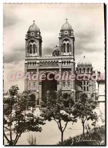 Cartes postales moderne Marseille la Cathedrale