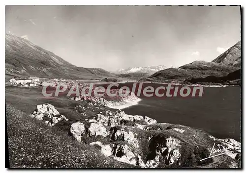 Cartes postales moderne Mont Cenis Son Lac ses hotels et la Vallee de Turin