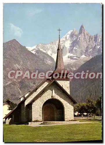 Cartes postales moderne Chamonix Mont Blanc la chapelle du praz et l'Aiguille du Dru