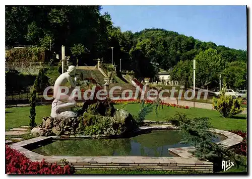 Cartes postales moderne Les Pyrenees Bagneres de Bigorre Quartier Thermal la fontaine de Jouvence