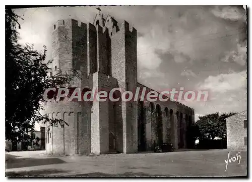 Cartes postales moderne Les Saintes Maries de la Mer B du R l'eglise fortifiee XII S