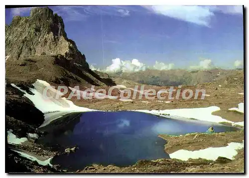 Cartes postales moderne Lac des 9 Couleurs et le Brec du Chambeyron