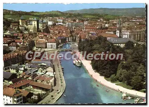 Cartes postales moderne Annecy Haute Savoie Vue aerienne le Canal et la Ville la gauche le Chateau des Ducs de Nemours