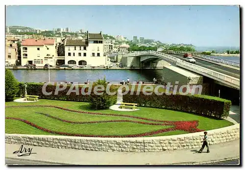 Cartes postales moderne Martigues La Venise Provencale Le Quartier de I'lle et le Pont