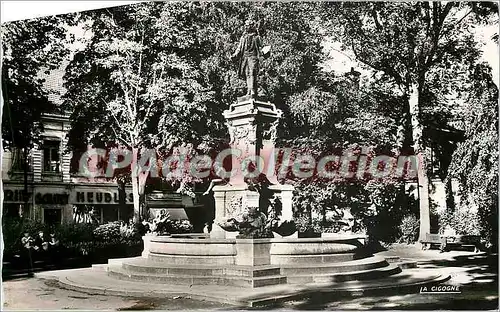 Ansichtskarte AK Valenciennes (Nord) le Monument Watteau (Sculpteur) J B Carpeaux)