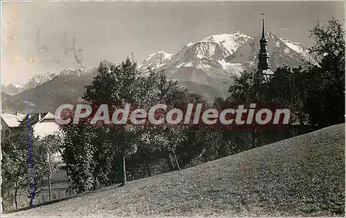 Cartes postales Comblous (Haute Savoie) (alt 980 m) la Pension fleur des Alpes le clocher et le Mont Blanc