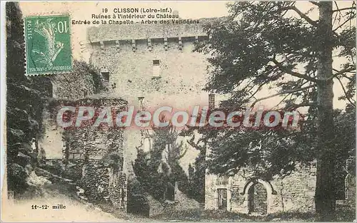 Ansichtskarte AK Clisson (Loire Inf) Ruines a l(Interieur du chateau Entree de la Chapelle Arbre des Vendeens