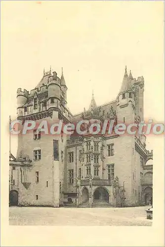 Ansichtskarte AK Chateau de Pierefonds Donjon et Escalier d'Honneur