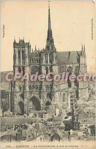 Ansichtskarte AK Amiens La Cathedrale a Vol d'Oiseau