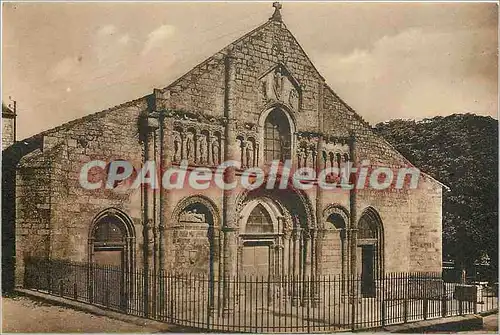 Ansichtskarte AK Ruffec L'Eglise Saint Andre Monument historique XIIe s