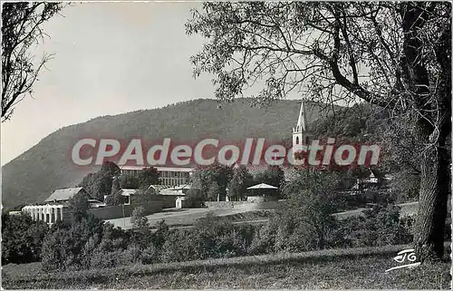 Cartes postales Les Alpes N D du Laus (900 m) Le Poduim le Couvern et la Basilique