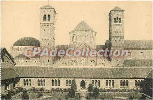 Cartes postales Abbaye de St Andre Facade Sud de l'Eglise Abbatiale vue du Preau