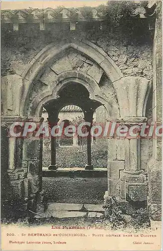 Ansichtskarte AK St Bertrand de Comminges Porte Ogivale dans le Cloitre