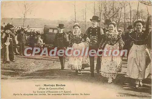 Cartes postales Mariage Breton (Pays de Cornouailles) La Gavotte d'Honneur (Ier figure)
