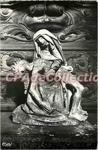 Cartes postales Aubazinz (Correze) Eglise Abbatiale Cistercienne (XIIe s) Pieta XVe s