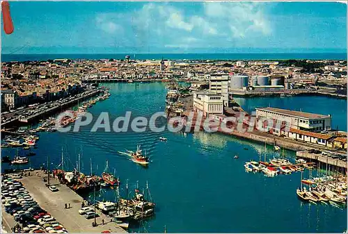 Cartes postales moderne Les Sables d'Olonne (Vendee) le port