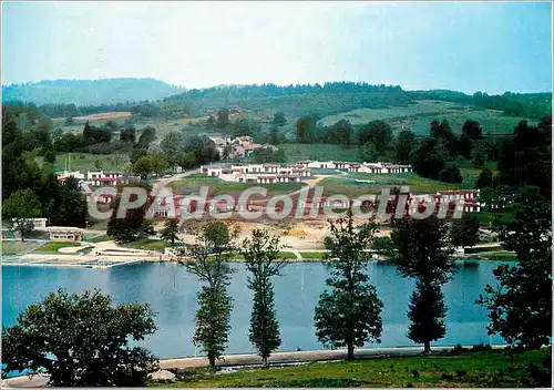 Cartes postales moderne St Remy Durolle (P de Dome) Vue generale du Centre de Tourisme et les Pavillon du Village Vacan