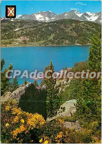 Cartes postales moderne Lumiere et Couleurs de la Cerdagne le lac des Bouillouses (alt 2015 m) au fond le Pic Carlt