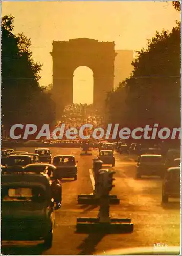 Cartes postales moderne Paris Contre Jour sur les champs Elysees et l'Arc de Triomphe