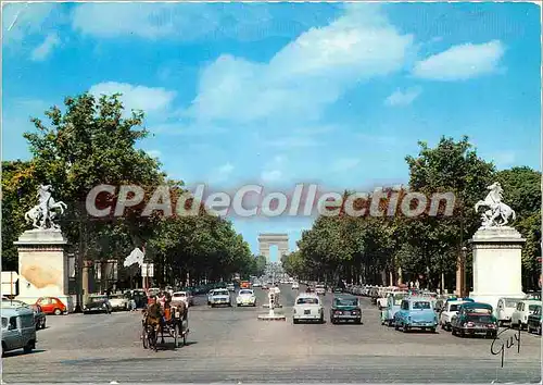 Cartes postales moderne Paris l'avenue des champs Elysee vers l'arc de Triomphe de l'Etoile