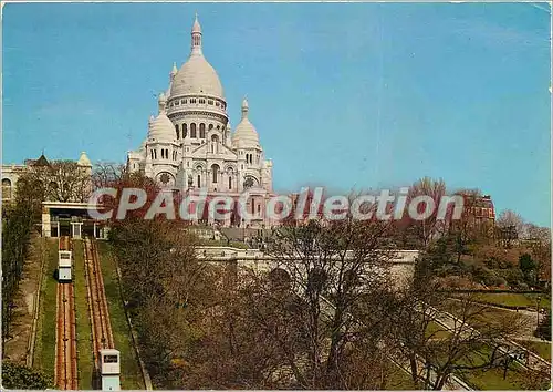 Cartes postales moderne Paris La Basilique du Sacre Coeur de Montmartre et le Funiculaire