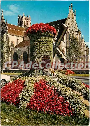 Cartes postales moderne Bourg en Bresse (Ain) le moulin fleuri et l'eglise de Brou