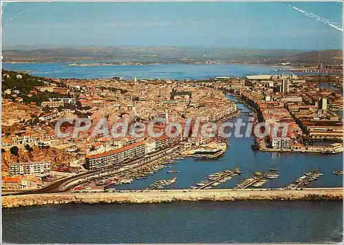 Cartes postales moderne Sete (Herault) Vue aerienne sur le Port et la Ville