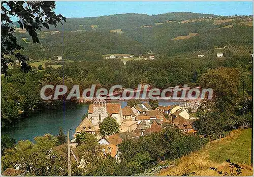 Cartes postales moderne Le Correze Pittoresque Beaulieu sur Dordogne La Chapelle des Penitentes et les Bords de la Dord