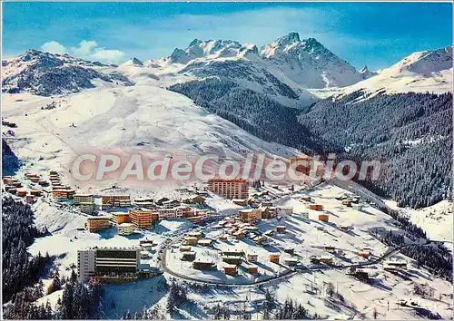 Cartes postales moderne Courchevel (Savoie) Vue generale panoramique les pistes au fond l'aiguille du Fruit