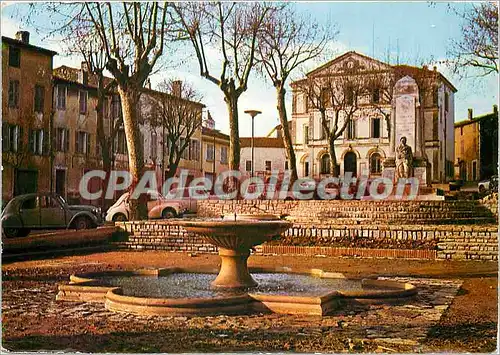 Cartes postales moderne Provence Pittoresque Lorgues (Var) alt 239 m place d'Entrechaus et le Monument aux Morts