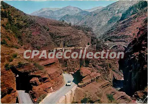 Cartes postales moderne Les Alpes Maritimes Gorges de Daluis La route des Grandes Alpes et le Pont du Saut de la Maree