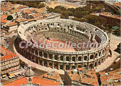 Moderne Karte Nimes (Gard) Vue aerienne des Arenes amphitreatre romain construit au 1er siecle avant notre er