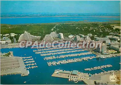 Cartes postales moderne Nice (Alpes Maritimes) Vue generale sur le Port et la Ville