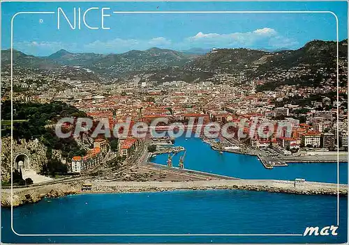 Cartes postales moderne La Cote d'Azur nice Le Monument auc Morts et le Port vue aerienne